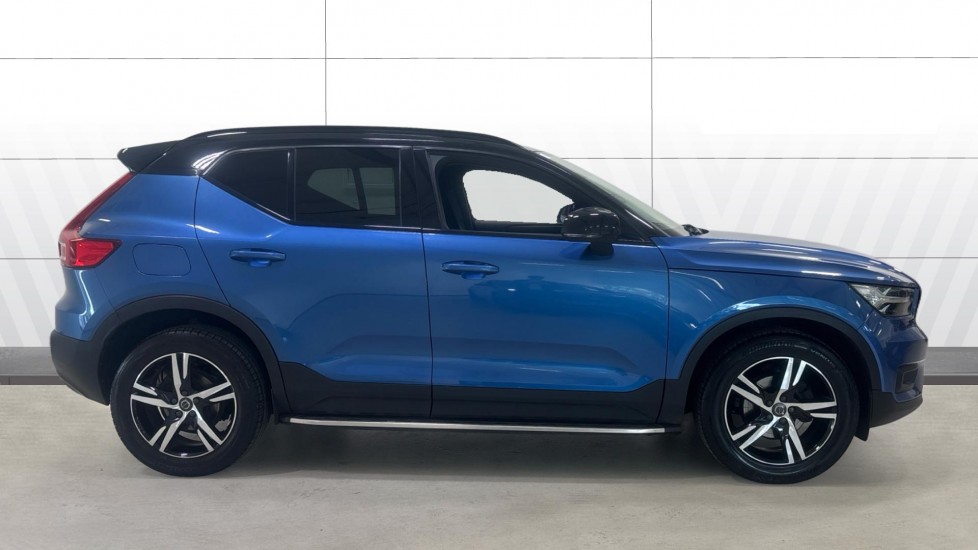 Volvo XC40 1.5 T3 [163] R DESIGN 5dr Petrol Estate - Image 5