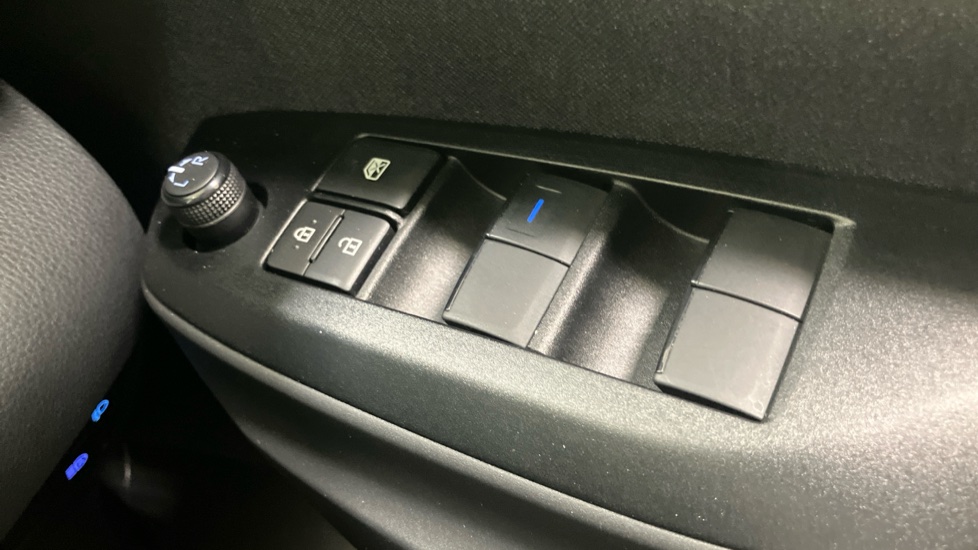 Mazda 2 Hybrid 1.5i Hybrid Agile 5dr CVT Hybrid Hatchback - Image 34