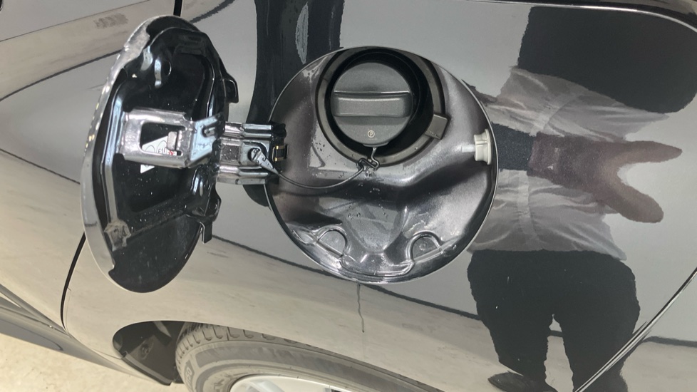 Mazda 2 Hybrid 1.5i Hybrid Agile 5dr CVT Hybrid Hatchback - Image 40