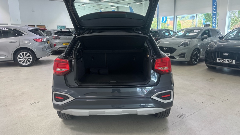 Audi Q2 35 TFSI Sport 5dr S Tronic Petrol Estate - Image 4
