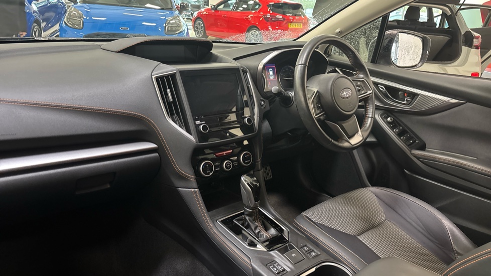Subaru XV 2.0i e-Boxer SE 5dr Lineartronic Hybrid Hatchback - Image 9