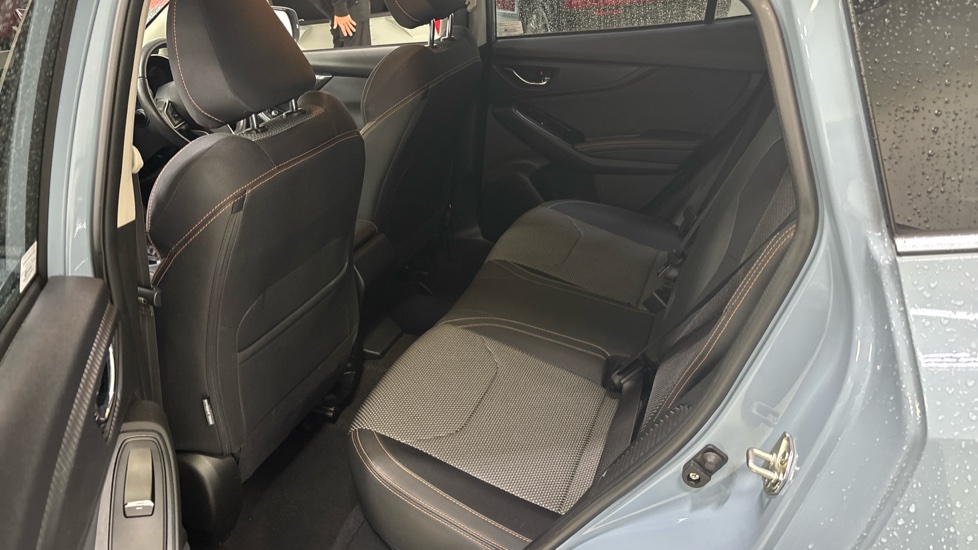 Subaru XV 2.0i e-Boxer SE 5dr Lineartronic Hybrid Hatchback - Image 16