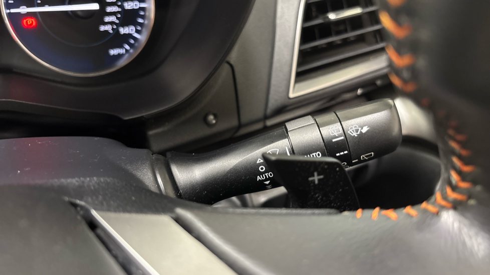 Subaru XV 2.0i e-Boxer SE 5dr Lineartronic Hybrid Hatchback - Image 24