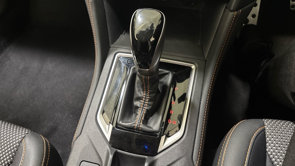 Subaru XV 2.0i e-Boxer SE 5dr Lineartronic Hybrid Hatchback - Image 40