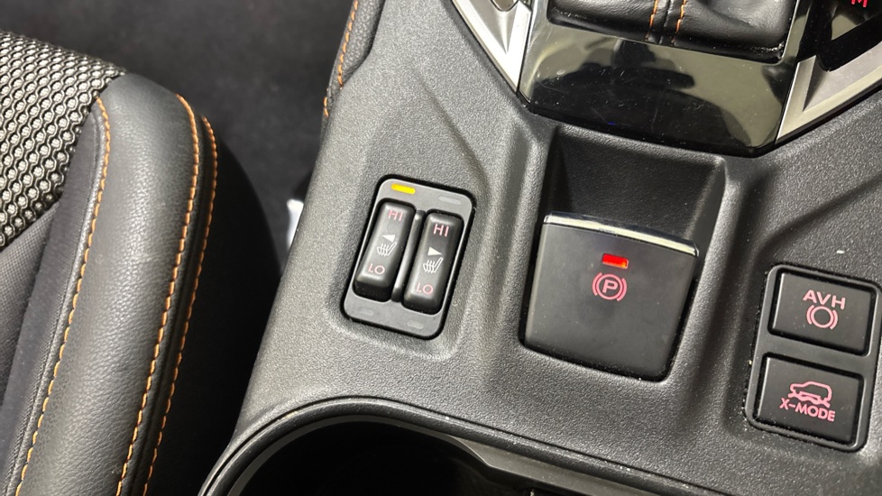 Subaru XV 2.0i e-Boxer SE 5dr Lineartronic Hybrid Hatchback - Image 42