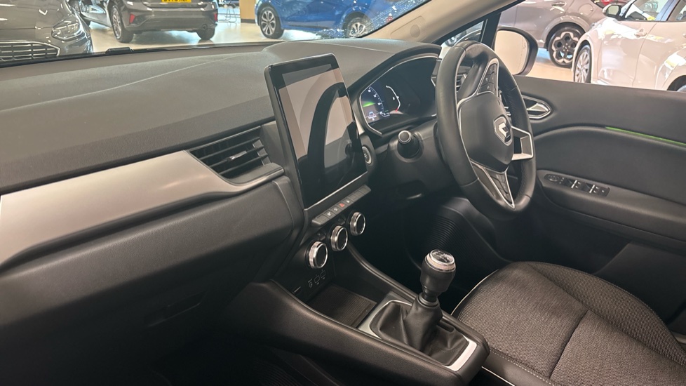 Renault Captur 1.0 TCE 100 S Edition 5dr Petrol Hatchback - Image 9