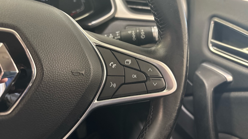 Renault Captur 1.0 TCE 100 S Edition 5dr Petrol Hatchback - Image 28