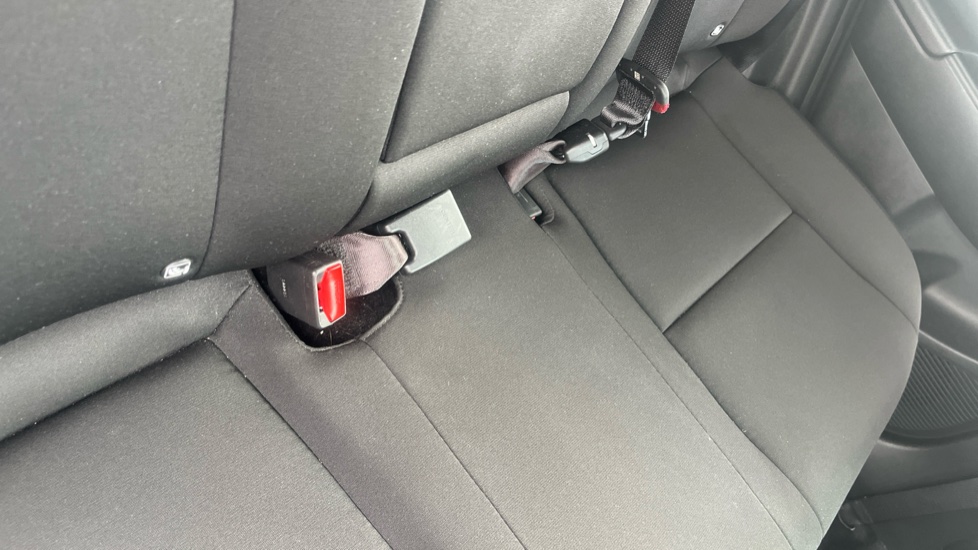 Hyundai KONA 1.6 GDi Hybrid N Line 5dr DCT Hybrid Hatchback - Image 17