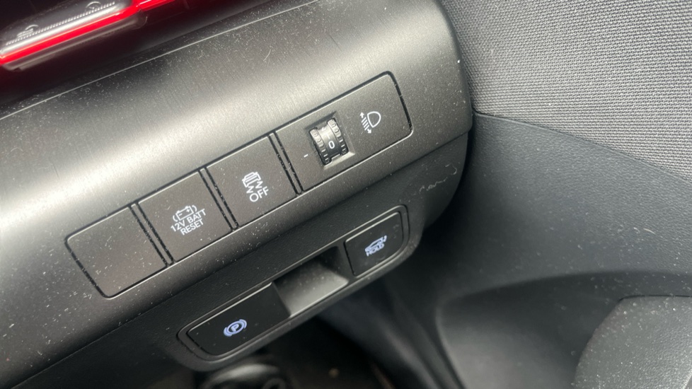 Hyundai KONA 1.6 GDi Hybrid N Line 5dr DCT Hybrid Hatchback - Image 27