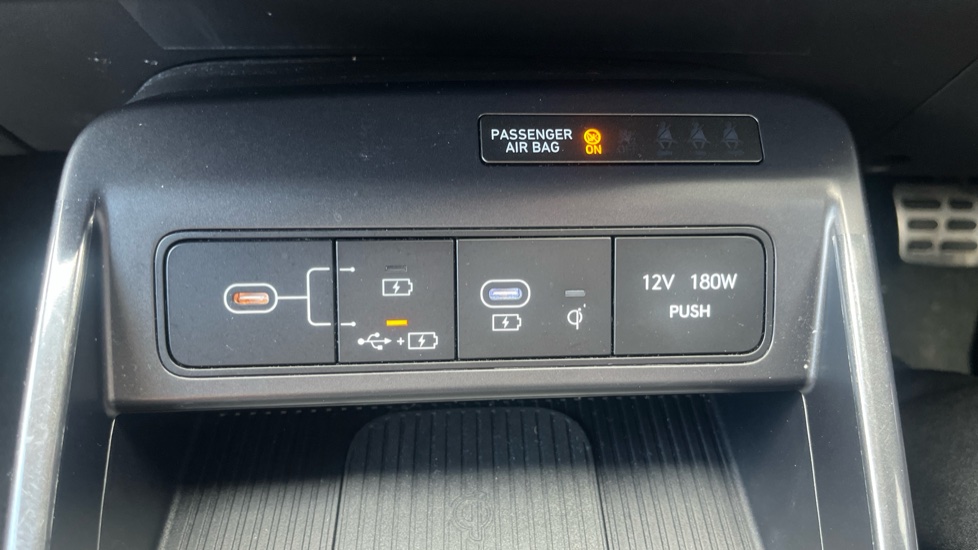 Hyundai KONA 1.6 GDi Hybrid N Line 5dr DCT Hybrid Hatchback - Image 39