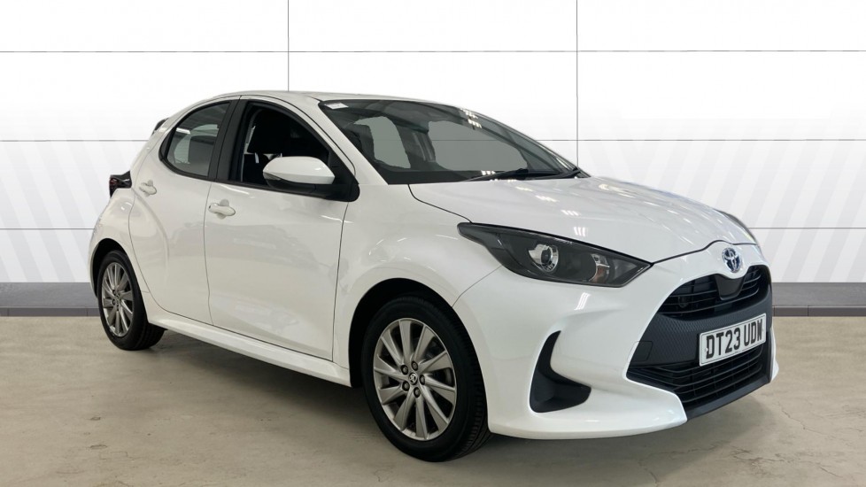Toyota Yaris 1.5 Hybrid Icon 5dr CVT Hybrid Hatchback - Image 1