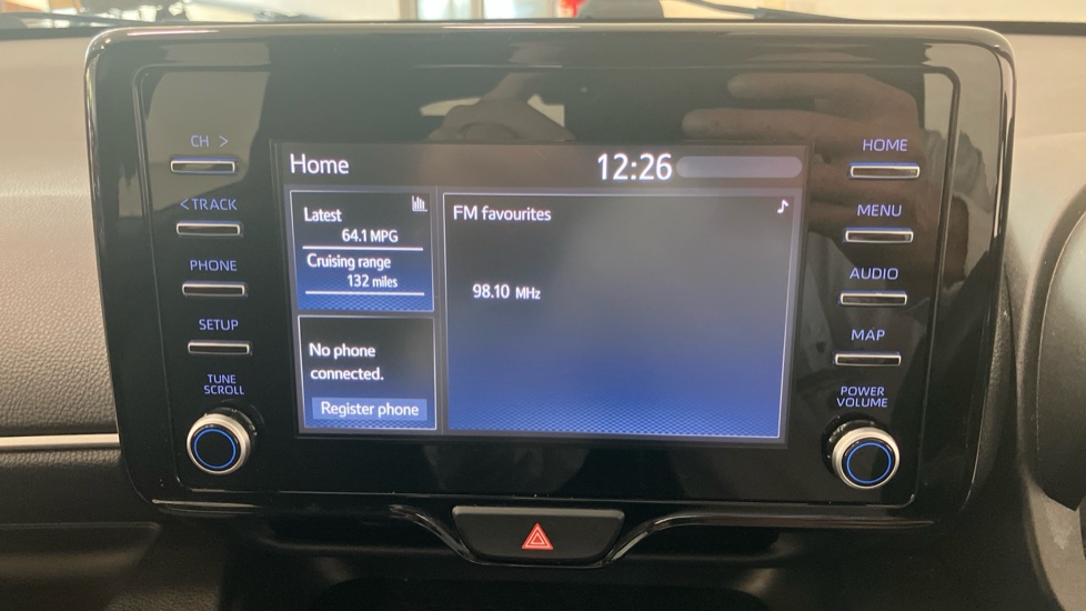 Toyota Yaris 1.5 Hybrid Icon 5dr CVT Hybrid Hatchback - Image 12
