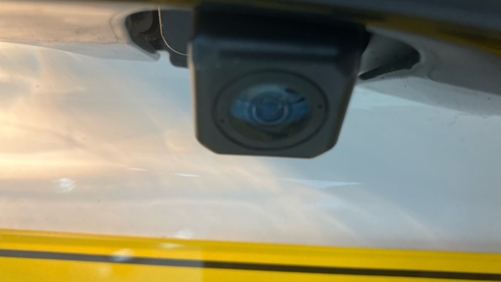 Toyota Yaris 1.5 Hybrid Icon 5dr CVT Hybrid Hatchback - Image 34