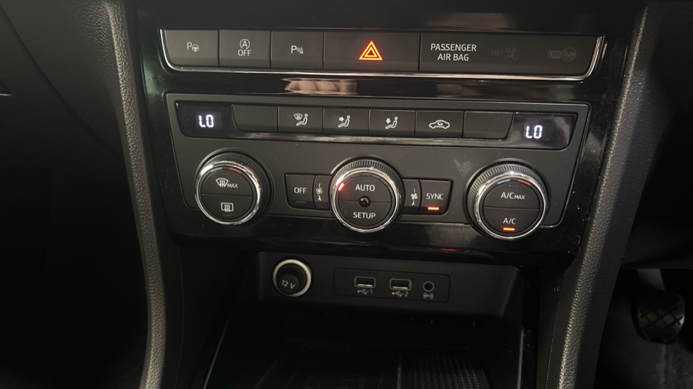 SEAT Ateca 1.5 TSI EVO Xcellence [EZ] 5dr Petrol Estate - Image 41