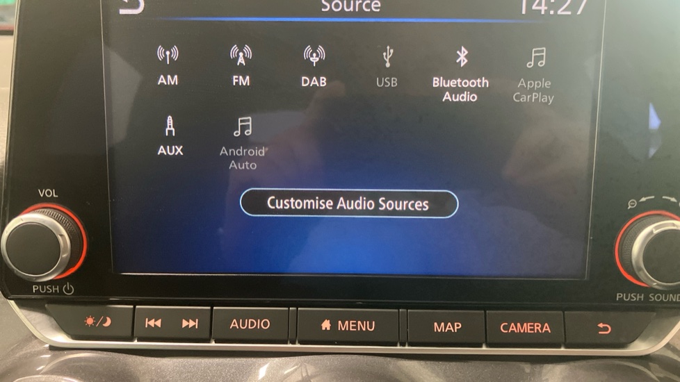 Nissan Juke 1.0 DiG-T 114 N-Connecta 5dr DCT Petrol Hatchback - Image 26