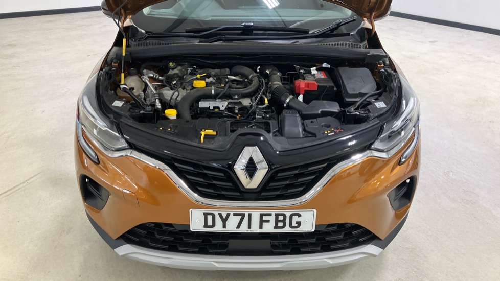 Renault Captur 1.0 TCE 90 Iconic 5dr Petrol Hatchback - Image 8