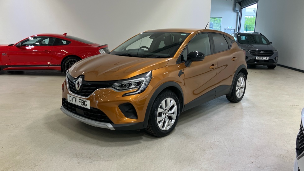 Renault Captur 1.0 TCE 90 Iconic 5dr Petrol Hatchback - Image 44