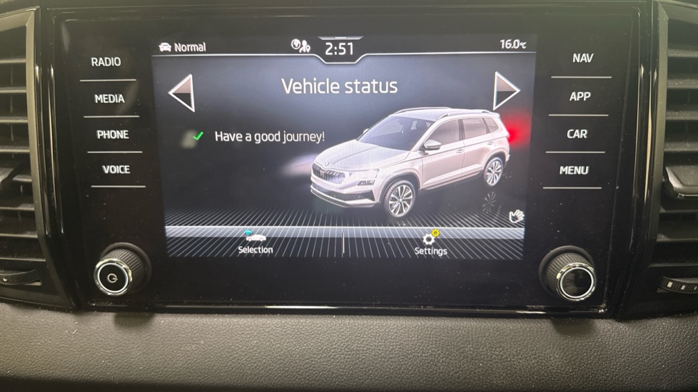 Skoda Karoq 1.5 TSI Sportline 5dr Petrol Estate - Image 26