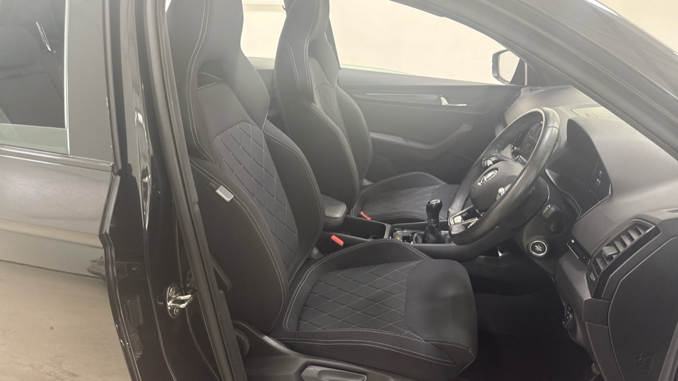 Skoda Karoq 1.5 TSI Sportline 5dr Petrol Estate - Image 51