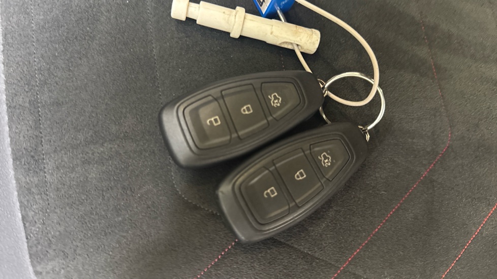 Ford Fiesta 1.0 EcoBoost Hybrid mHEV 125 ST-Line X Edition 5dr Petrol Hatchback - Image 19