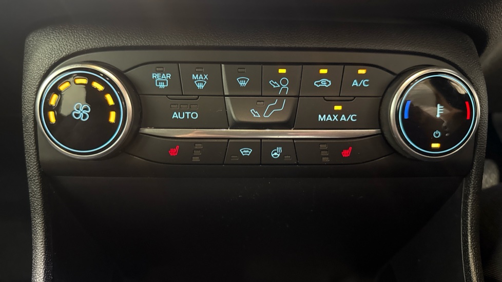 Ford Fiesta 1.0 EcoBoost Hybrid mHEV 125 ST-Line X Edition 5dr Petrol Hatchback - Image 31