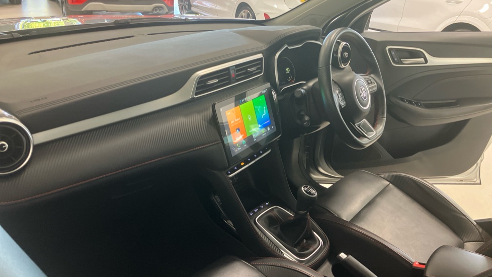 MG ZS 1.0T GDi Exclusive 5dr Petrol Hatchback - Image 9