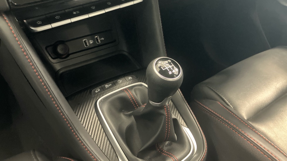 MG ZS 1.0T GDi Exclusive 5dr Petrol Hatchback - Image 13