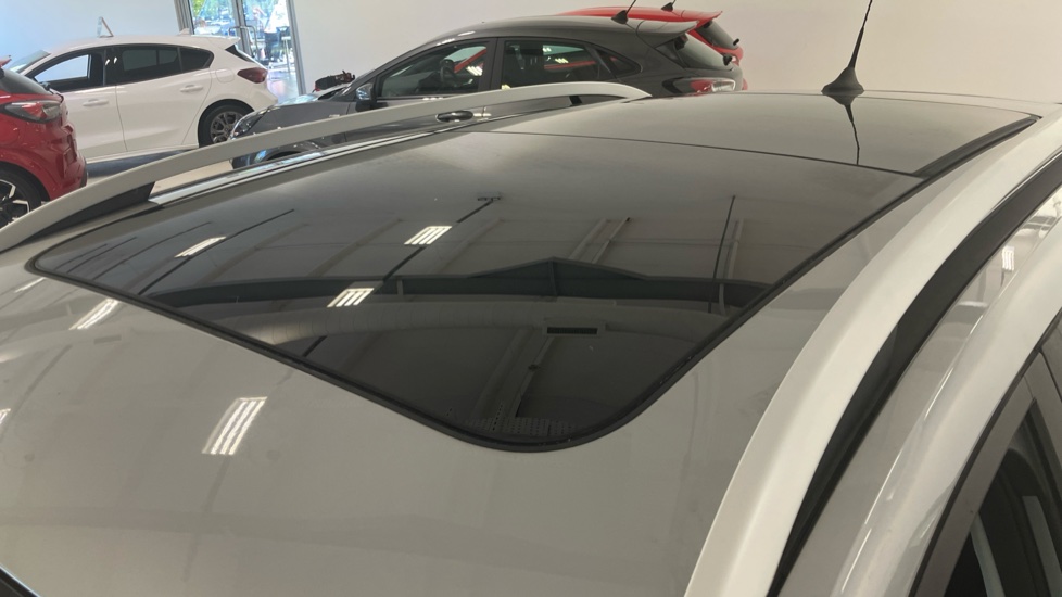 MG ZS 1.0T GDi Exclusive 5dr Petrol Hatchback - Image 24