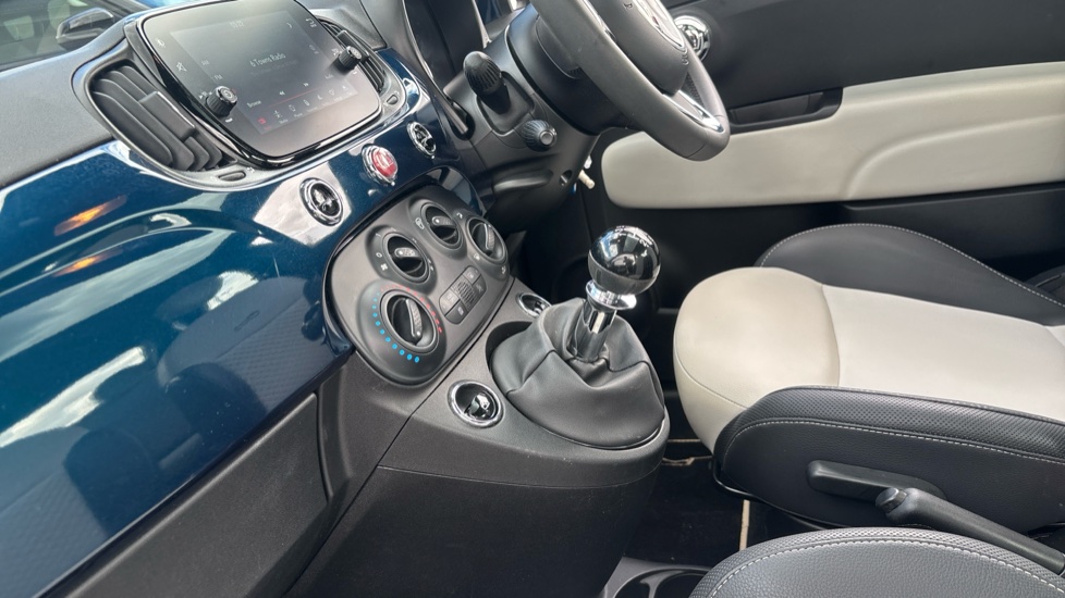 Fiat 500 1.0 Mild Hybrid Dolcevita [Part Leather] 3dr Petrol Hatchback - Image 13