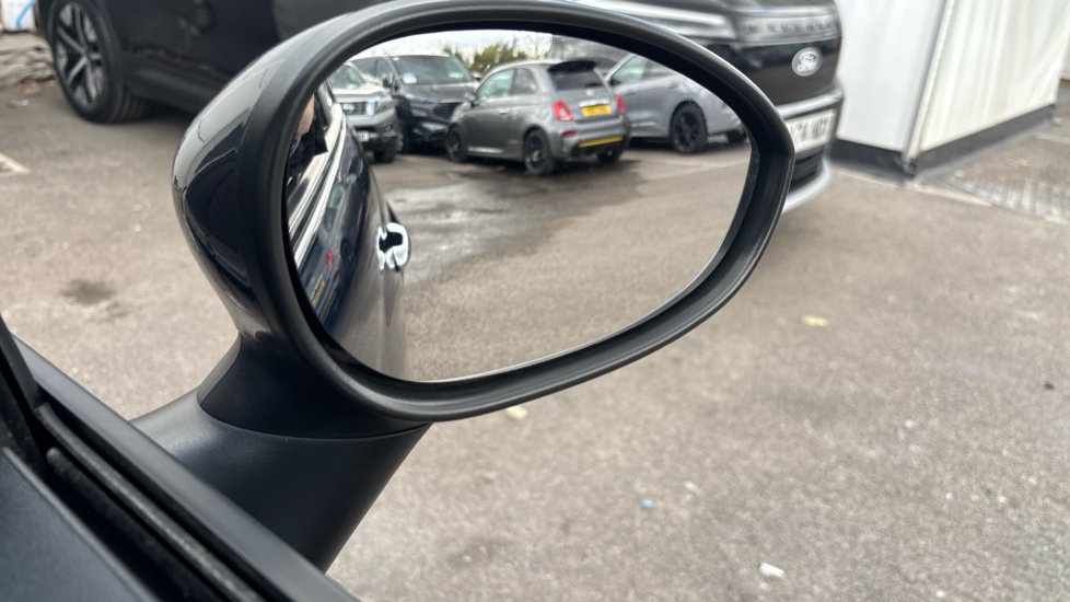 Fiat 500 1.0 Mild Hybrid Dolcevita [Part Leather] 3dr Petrol Hatchback - Image 34