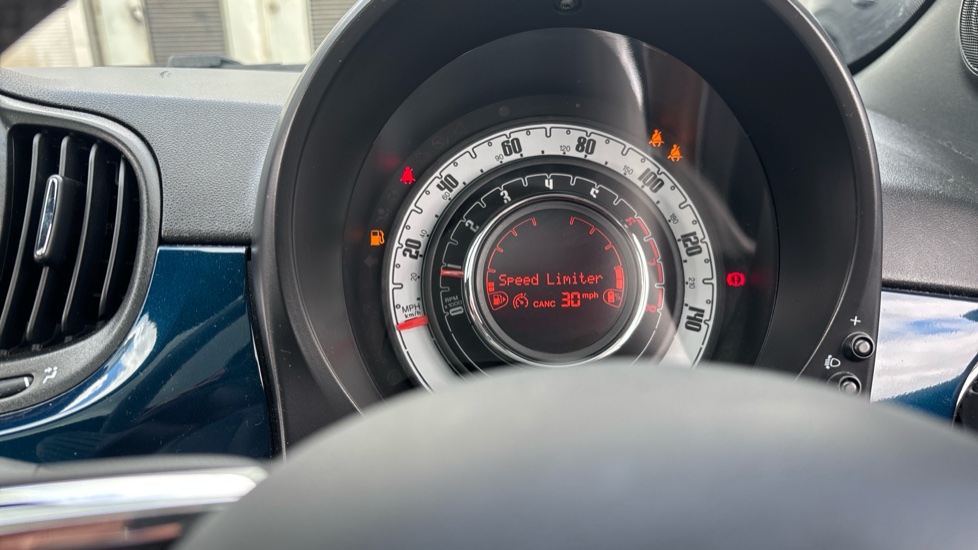 Fiat 500 1.0 Mild Hybrid Dolcevita [Part Leather] 3dr Petrol Hatchback - Image 36