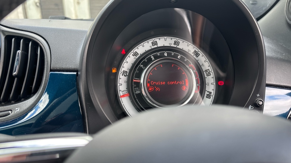 Fiat 500 1.0 Mild Hybrid Dolcevita [Part Leather] 3dr Petrol Hatchback - Image 37