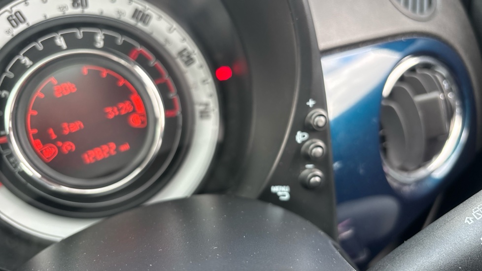 Fiat 500 1.0 Mild Hybrid Dolcevita [Part Leather] 3dr Petrol Hatchback - Image 38