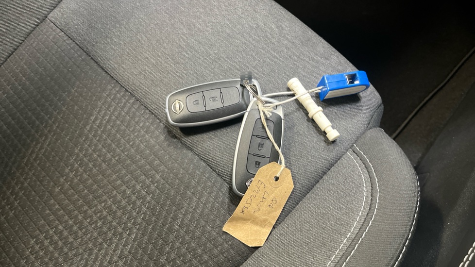 Nissan Qashqai 1.3 DiG-T MH 158 N-Connecta 5dr Xtronic Petrol Hatchback - Image 20