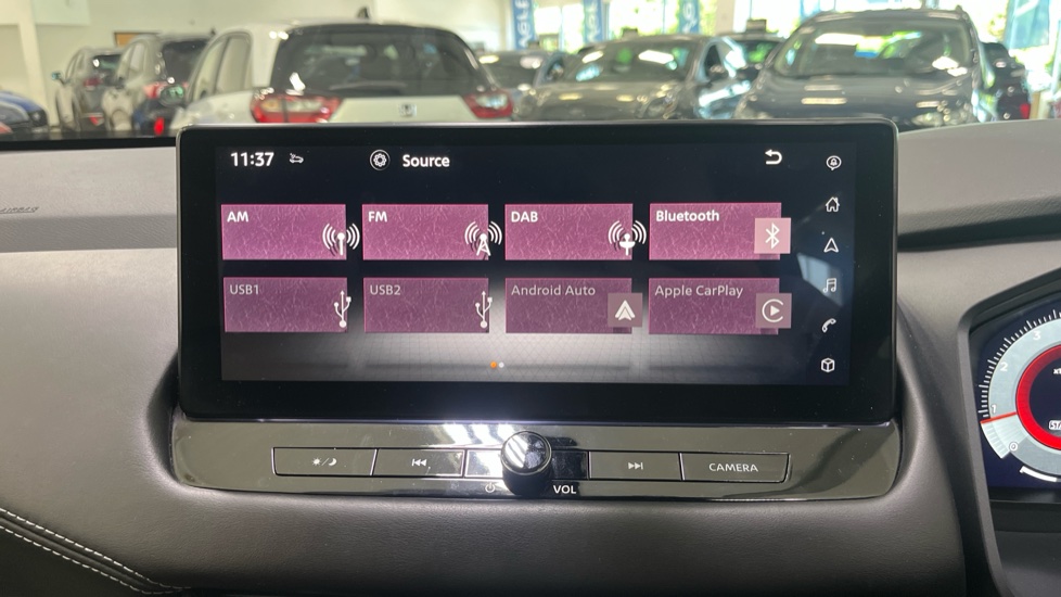 Nissan Qashqai 1.3 DiG-T MH 158 N-Connecta 5dr Xtronic Petrol Hatchback - Image 35
