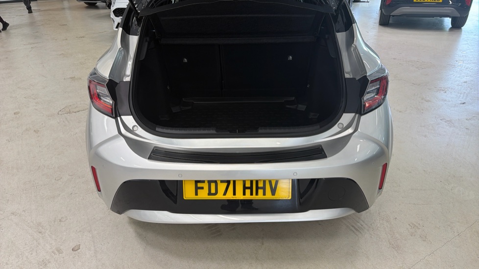 Toyota Corolla 1.8 VVT-i Hybrid Excel 5dr CVT Hybrid Hatchback - Image 4