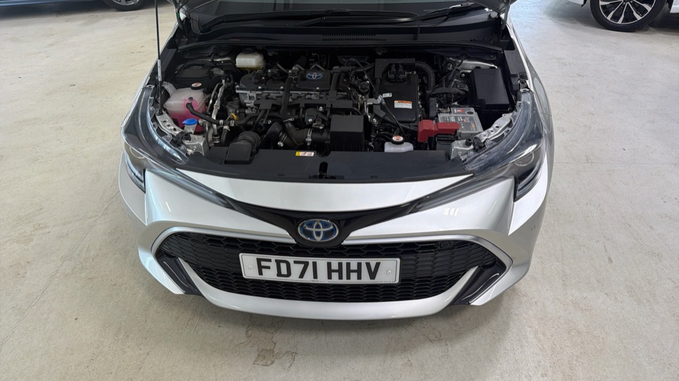 Toyota Corolla 1.8 VVT-i Hybrid Excel 5dr CVT Hybrid Hatchback - Image 8