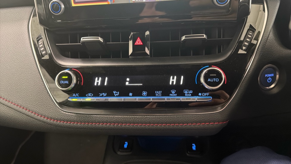 Toyota Corolla 1.8 VVT-i Hybrid Excel 5dr CVT Hybrid Hatchback - Image 31