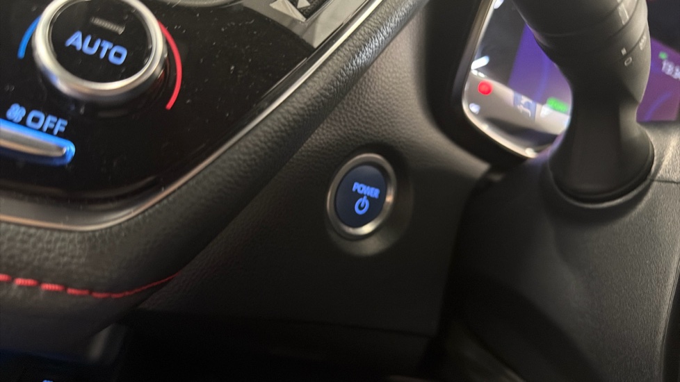 Toyota Corolla 1.8 VVT-i Hybrid Excel 5dr CVT Hybrid Hatchback - Image 46