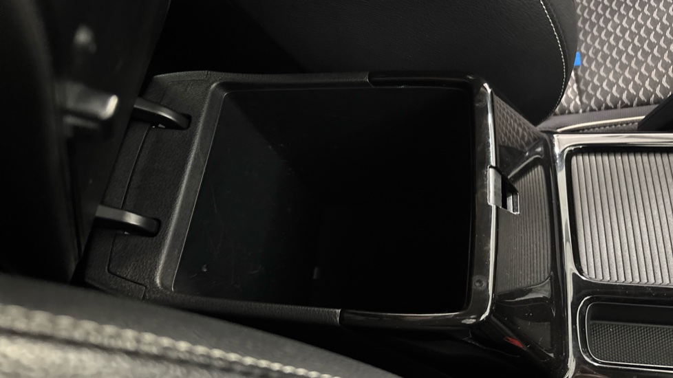 Kia Xceed 1.5T GDi ISG 3 5dr Petrol Hatchback - Image 36