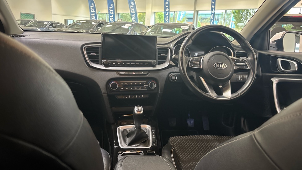 Kia Xceed 1.5T GDi ISG 3 5dr Petrol Hatchback - Image 10