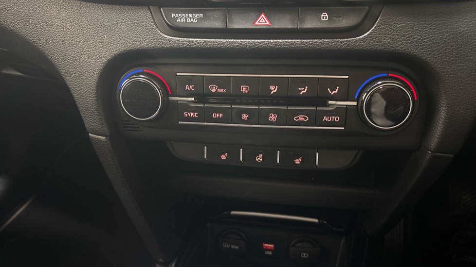 Kia Xceed 1.5T GDi ISG 3 5dr Petrol Hatchback - Image 29