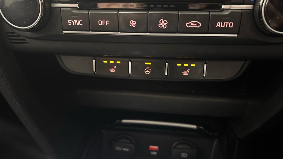 Kia Xceed 1.5T GDi ISG 3 5dr Petrol Hatchback - Image 30