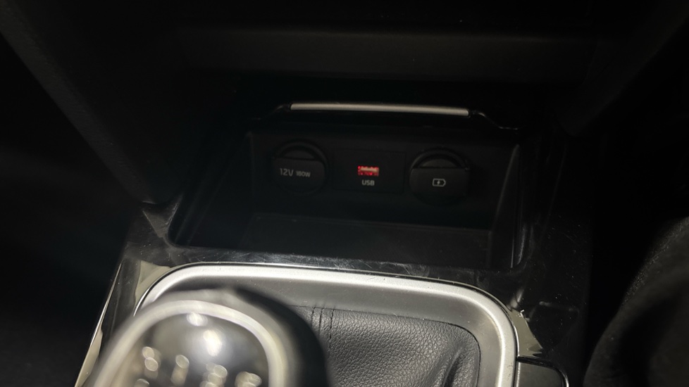 Kia Xceed 1.5T GDi ISG 3 5dr Petrol Hatchback - Image 31