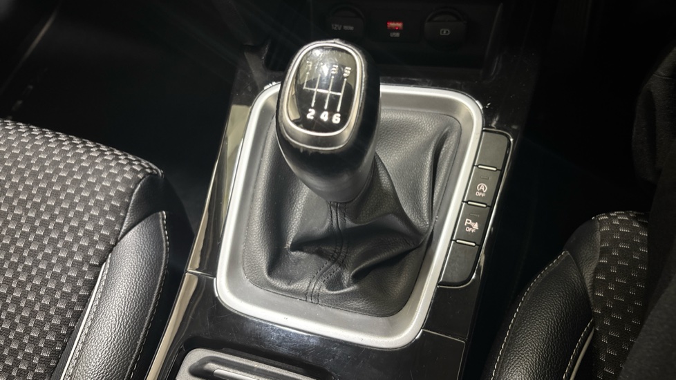 Kia Xceed 1.5T GDi ISG 3 5dr Petrol Hatchback - Image 32