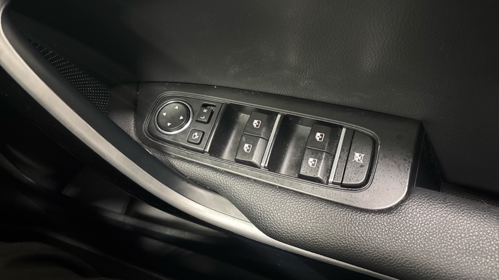 Kia Xceed 1.5T GDi ISG 3 5dr Petrol Hatchback - Image 44
