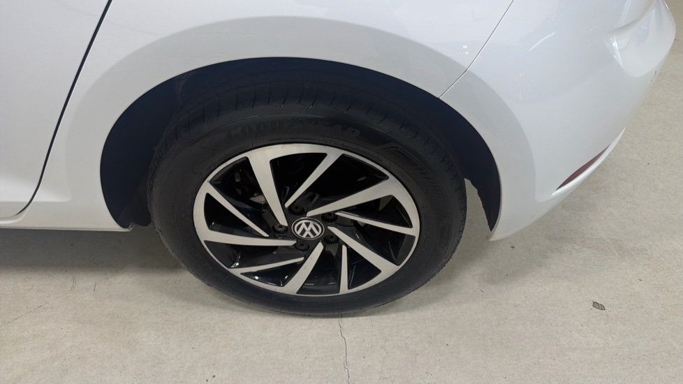 Volkswagen Golf 1.6 TDI Match 5dr Diesel Hatchback - Image 22