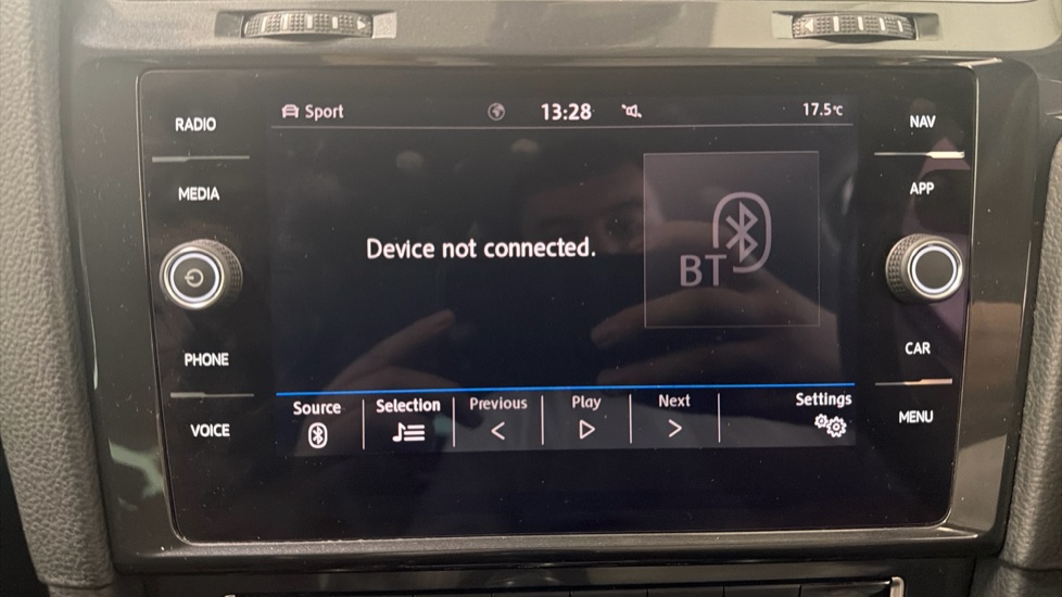 Volkswagen Golf 1.6 TDI Match 5dr Diesel Hatchback - Image 43