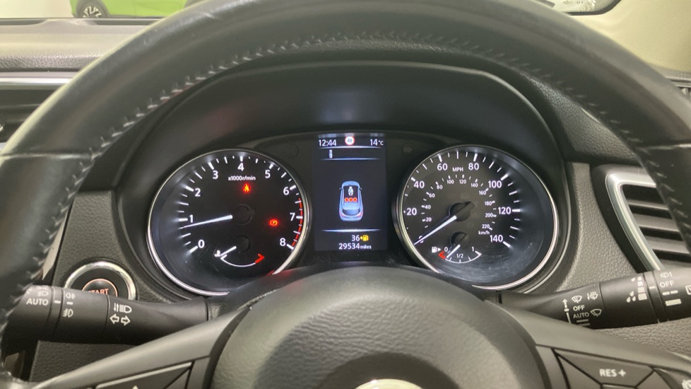 Nissan Qashqai 1.2 DiG-T N-Connecta 5dr Petrol Hatchback - Image 18