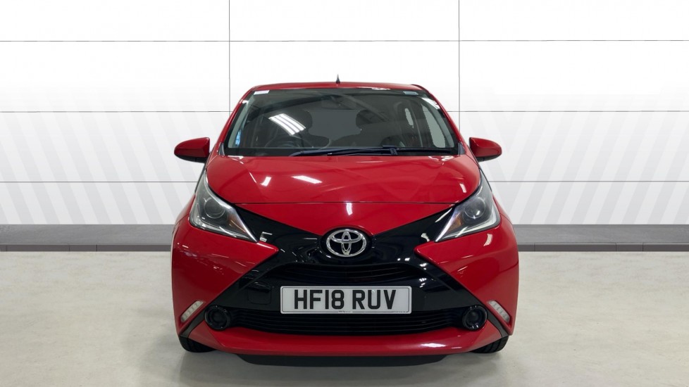 Toyota Aygo 1.0 VVT-i X-Play 5dr Petrol Hatchback - Image 3